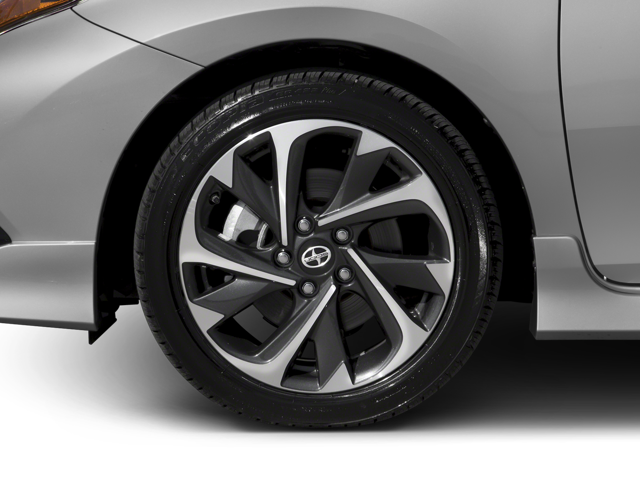 2016 Scion iM Base photo 3