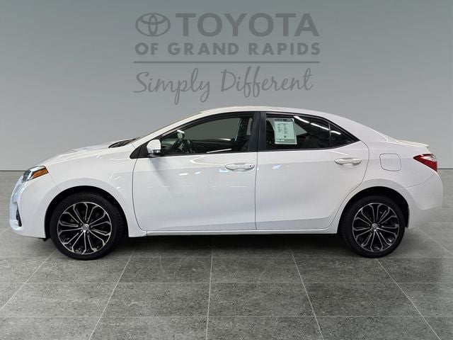 2015 Toyota Corolla S Plus