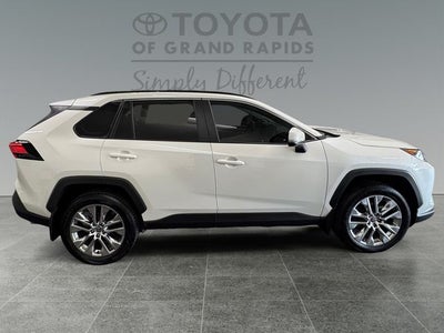 2021 Toyota RAV4 XLE Premium