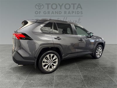 2024 Toyota RAV4 XLE Premium