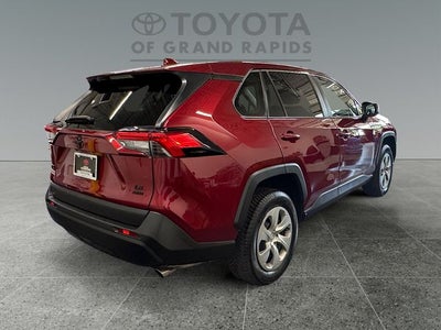 2022 Toyota RAV4 LE