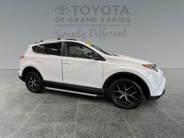 2016 Toyota RAV4 SE