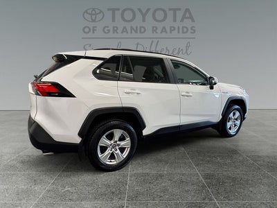2020 Toyota RAV4 Hybrid XLE