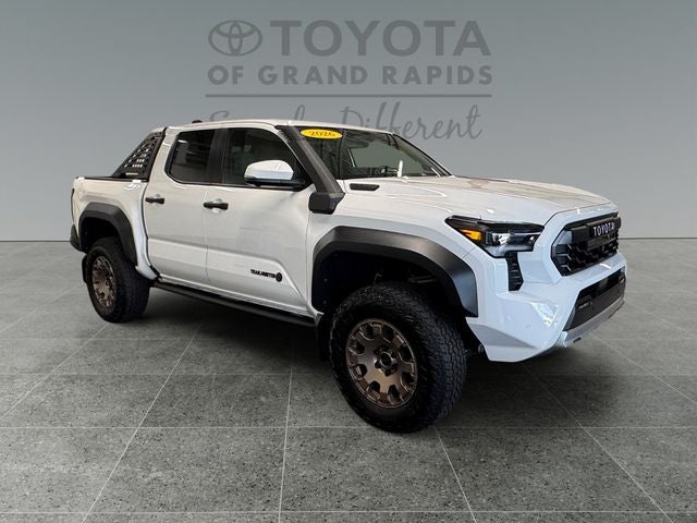 2026 Toyota Tacoma Hybrid Trailhunter