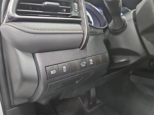 2019 Toyota Camry Hybrid LE