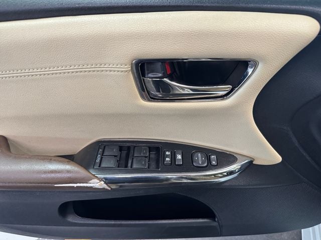 2016 Toyota Avalon XLE