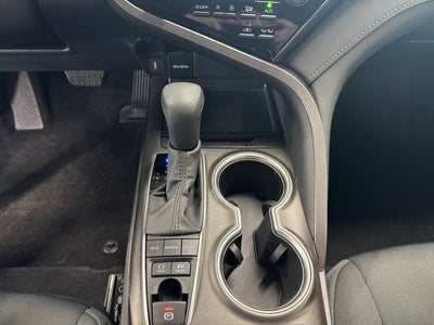 2022 Toyota Camry Hybrid LE