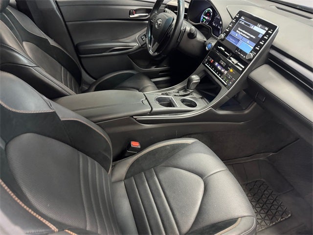 2022 Toyota Avalon Hybrid XSE
