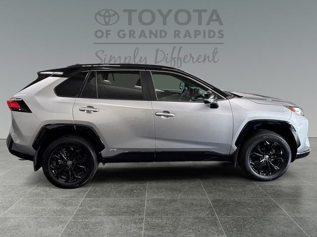 2025 Toyota RAV4 Hybrid XSE