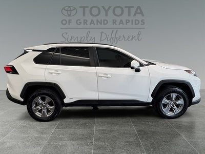 2022 Toyota RAV4 Hybrid XLE