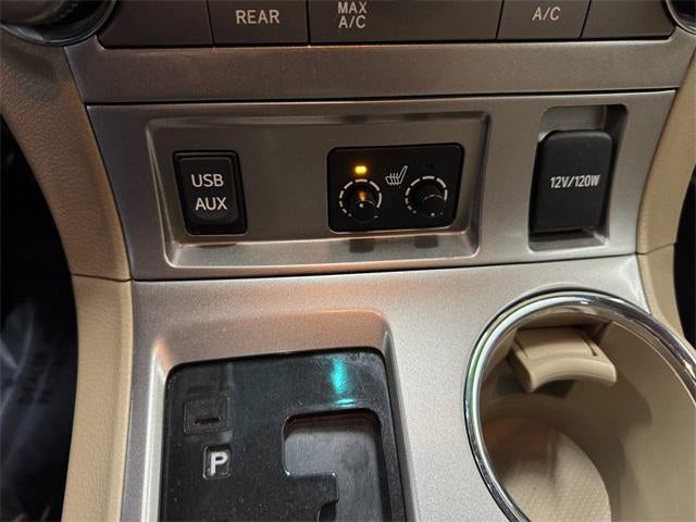 2012 Toyota Highlander SE