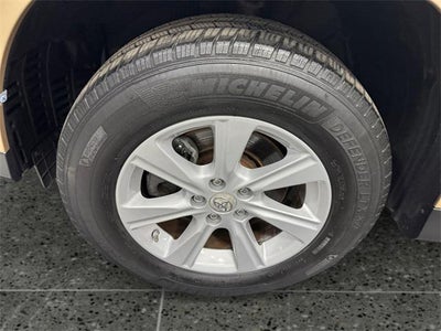 2012 Toyota Highlander SE