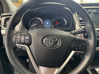 2016 Toyota Highlander LE Plus V6