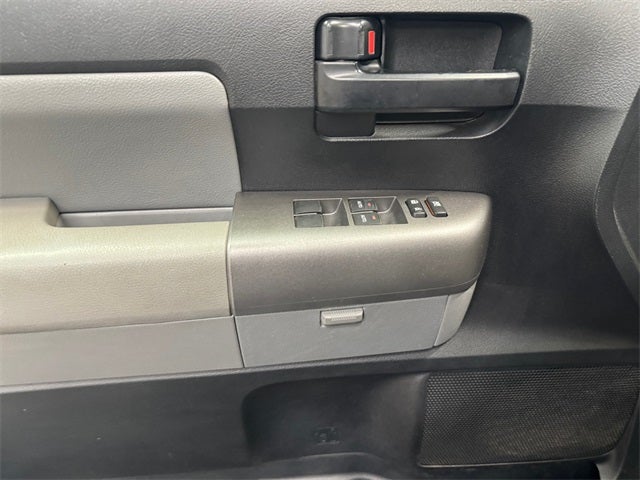 2014 Toyota Sequoia SR5 5.7L