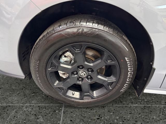 2025 Toyota Sienna Woodland Edition 7 Passenger