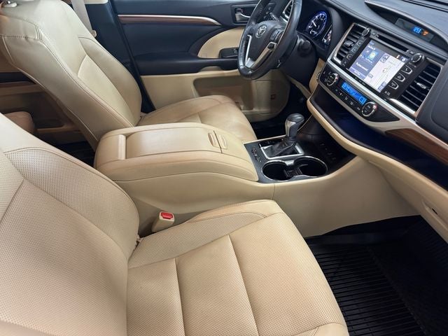 2019 Toyota Highlander Limited Platinum
