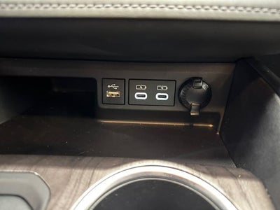 2024 Toyota Highlander Hybrid Platinum