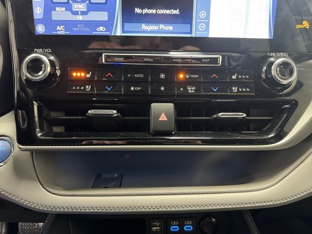 2022 Toyota Highlander Hybrid Platinum