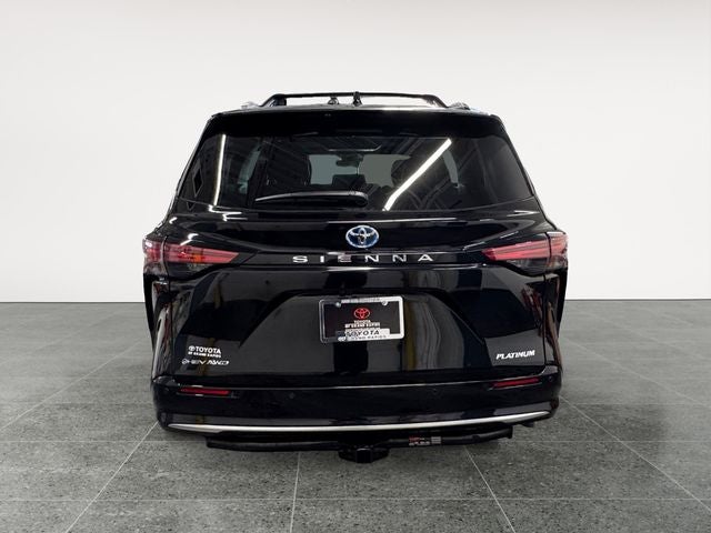 2025 Toyota Sienna Platinum 7 Passenger