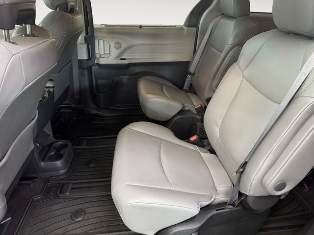 2023 Toyota Sienna XLE 7 Passenger