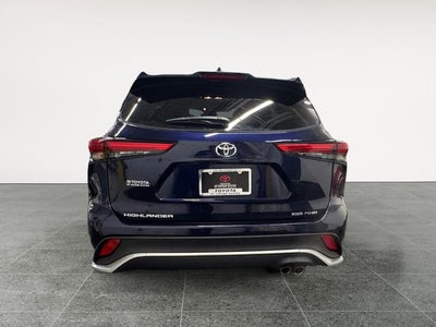 2022 Toyota Highlander XSE