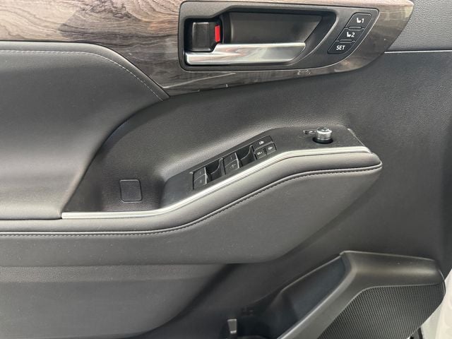 2024 Toyota Highlander Limited