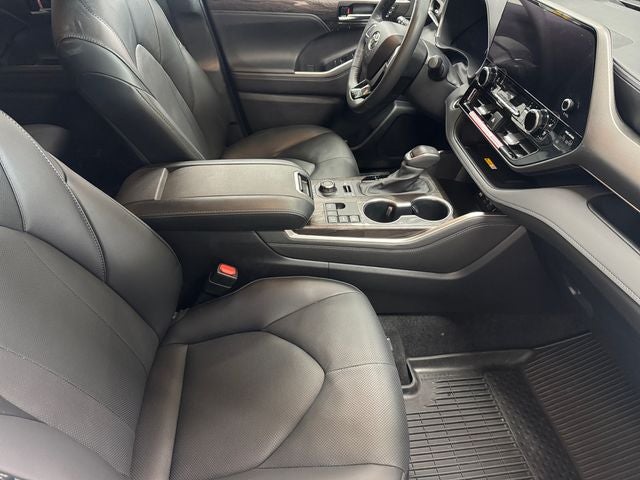 2024 Toyota Highlander Limited