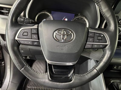2022 Toyota Highlander Hybrid Limited
