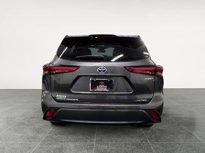 2022 Toyota Highlander Hybrid Limited