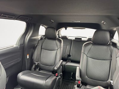 2026 Toyota Sienna XSE 7 Passenger