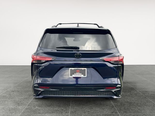 2026 Toyota Sienna XSE 7 Passenger