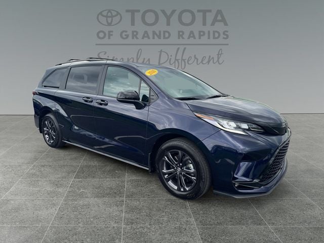 2026 Toyota Sienna XSE 7 Passenger