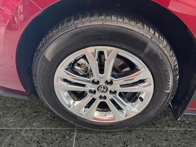 2022 Toyota Sienna XSE 7 Passenger