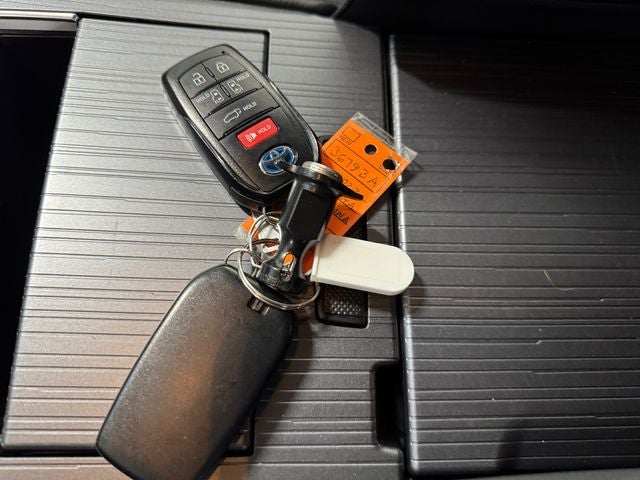 2022 Toyota Sienna XSE 7 Passenger