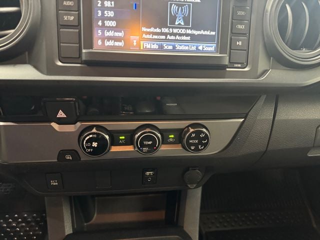 2017 Toyota Tacoma SR