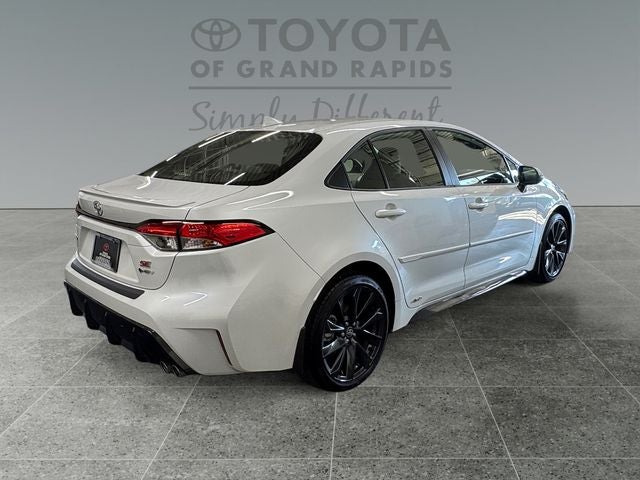 2026 Toyota Corolla Hybrid SE