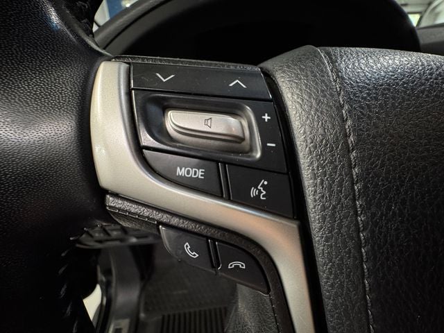 2017 Toyota Land Cruiser Base