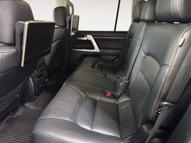 2017 Toyota Land Cruiser Base