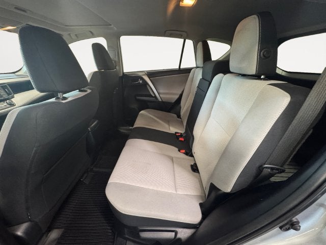 2018 Toyota RAV4 Hybrid XLE