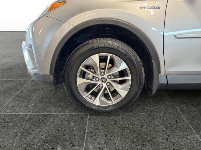 2018 Toyota RAV4 Hybrid XLE