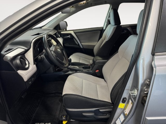 2018 Toyota RAV4 Hybrid XLE