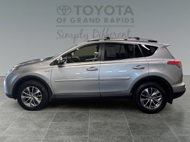 2018 Toyota RAV4 Hybrid XLE