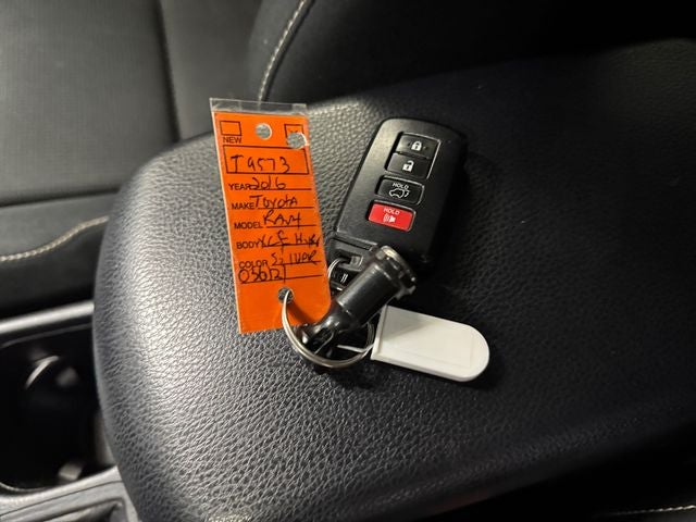 2016 Toyota RAV4 Hybrid XLE