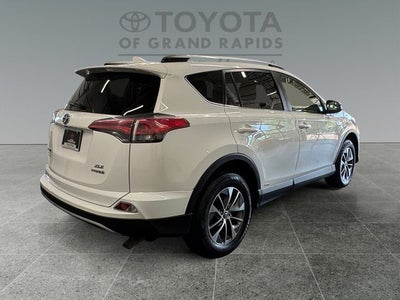 2018 Toyota RAV4 Hybrid XLE