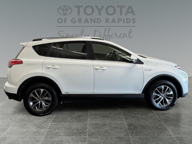 2018 Toyota RAV4 Hybrid XLE