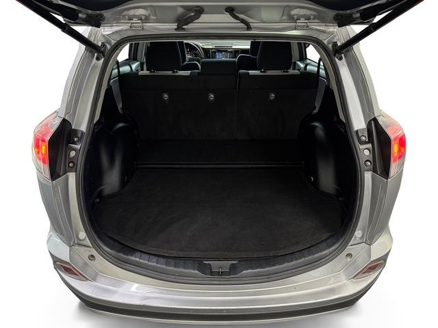 2018 Toyota RAV4 Hybrid XLE