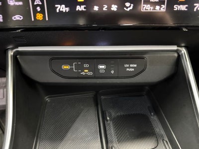 2025 Kia Carnival SX