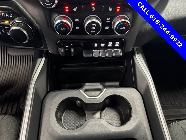 2021 RAM 1500 Big Horn/Lone Star 5.7 Liter V8 Hemi Quad Cab 4WD