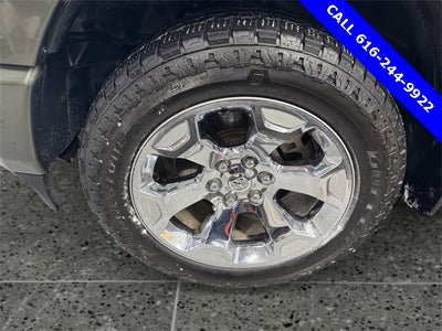 2021 RAM 1500 Big Horn/Lone Star 5.7 Liter V8 Hemi Quad Cab 4WD