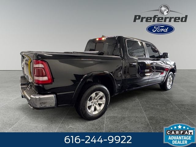 2022 RAM 1500 Laramie 5.7 Liter V8 Hemi Crew Cab 4WD